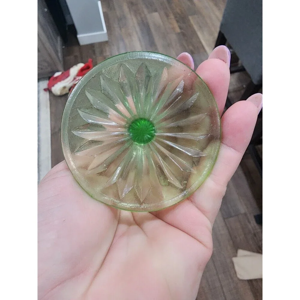HOCKING GLASS CO. CAMEO BALLERINA GREEN 5-7/8
